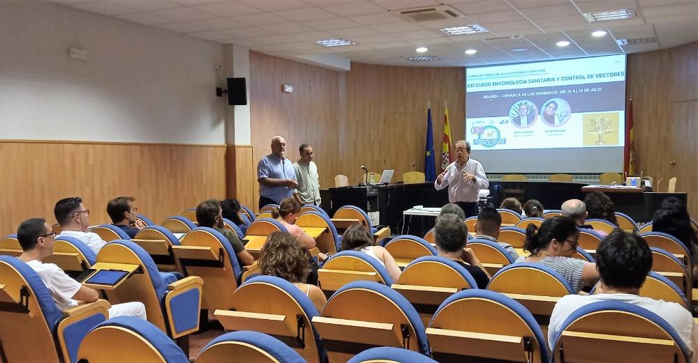 Imagen Inaugurado en Grañén el XXI Curso de Entomología Sanitaria y Control de Vectores de la Universidad de Zaragoza que se desarrollará hasta este viernes 14 de julio en la localidad monegrina
