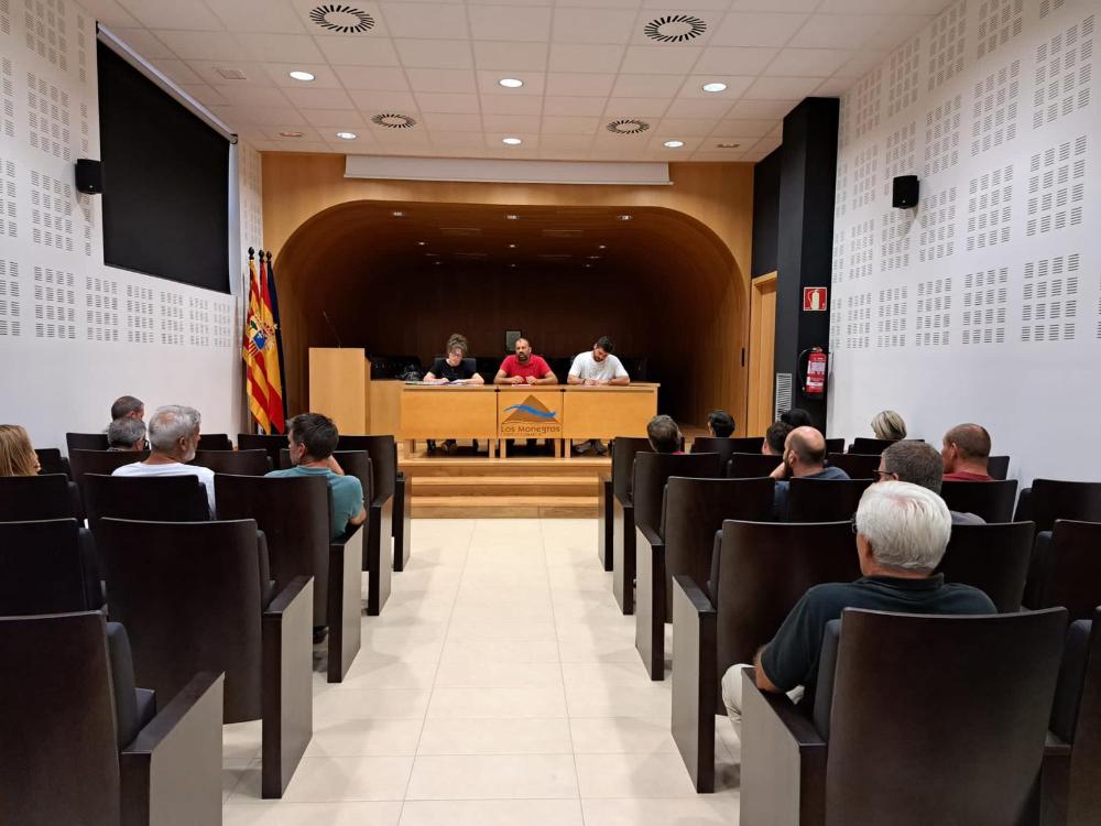Imagen Los municipios monegrinos que dependen del centro de salud de Sariñena afectados por la falta de médicos se reunieron ayer en la sede de la Comarca de Los Monegros para pedir soluciones y que se convoque el Consejo de Salud