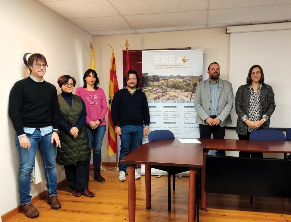 Imagen Investigadores de la Universidad de Zaragoza expusieron ayer en Robres las claves para abordar la didáctica de los lugares de la memoria