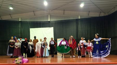 Imagen Más de 200 personas celebraron ayer en Leciñena el inicio de curso de...