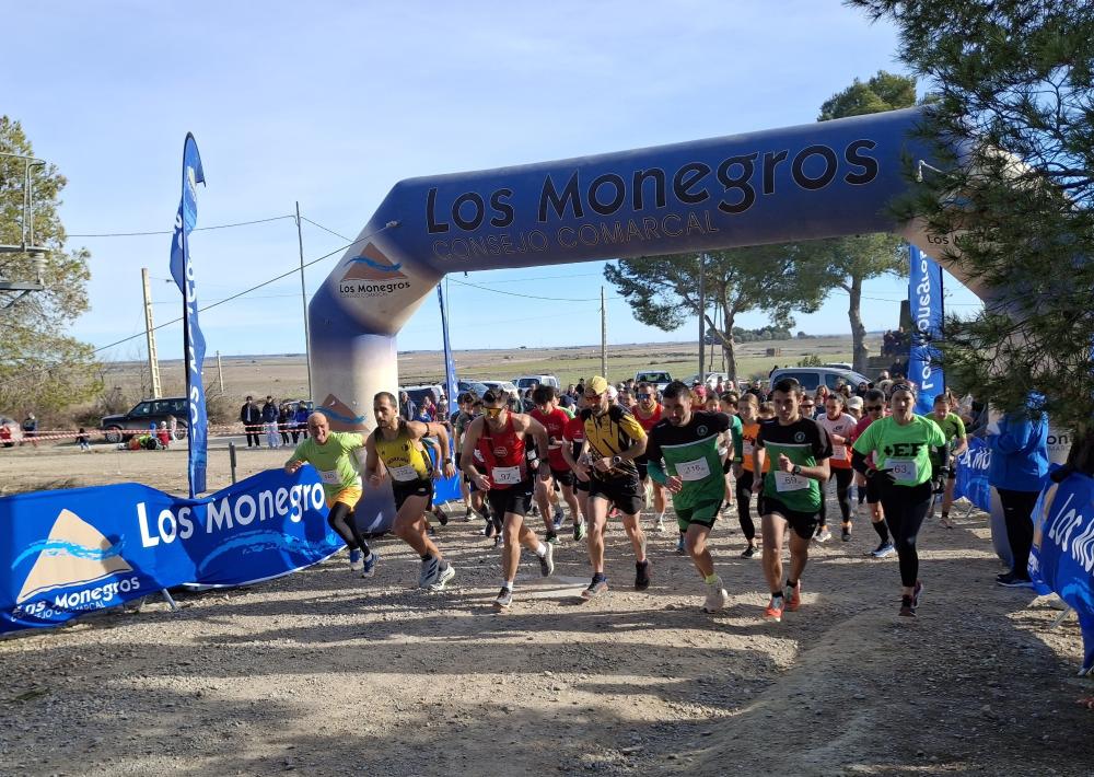 Imagen Más de un centenar de participantes en el XXXIII Cross de San Antón celebrado con éxito este domingo en Bujaraloz