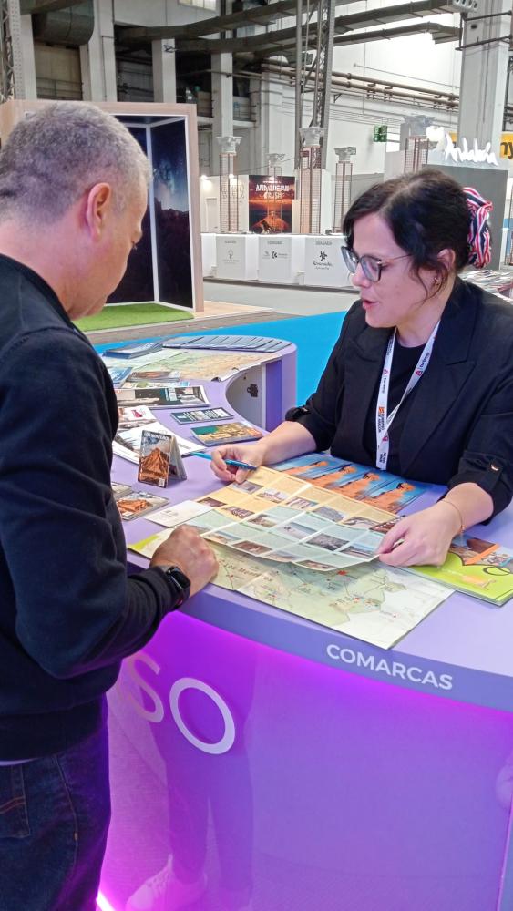 Imagen Buena acogida al nuevo material promocional “Monegros Esencial” en la feria B-Travel celebrada este fin de semana en Barcelona