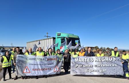 Imagen Los Monegros ha iniciado hoy en Sariñena los “Martes Negros” con cortes...