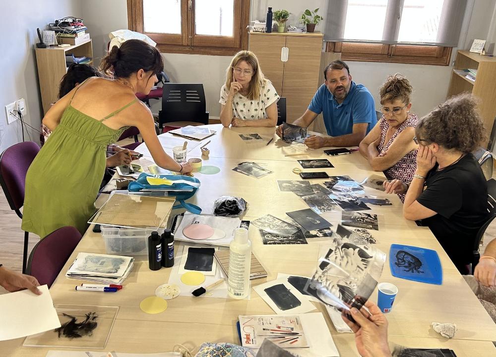 Imagen La Comarca de Los Monegros impulsa “Archivo Vivo”, una nueva actividad dirigida a mujeres supervivientes de violencia de género
